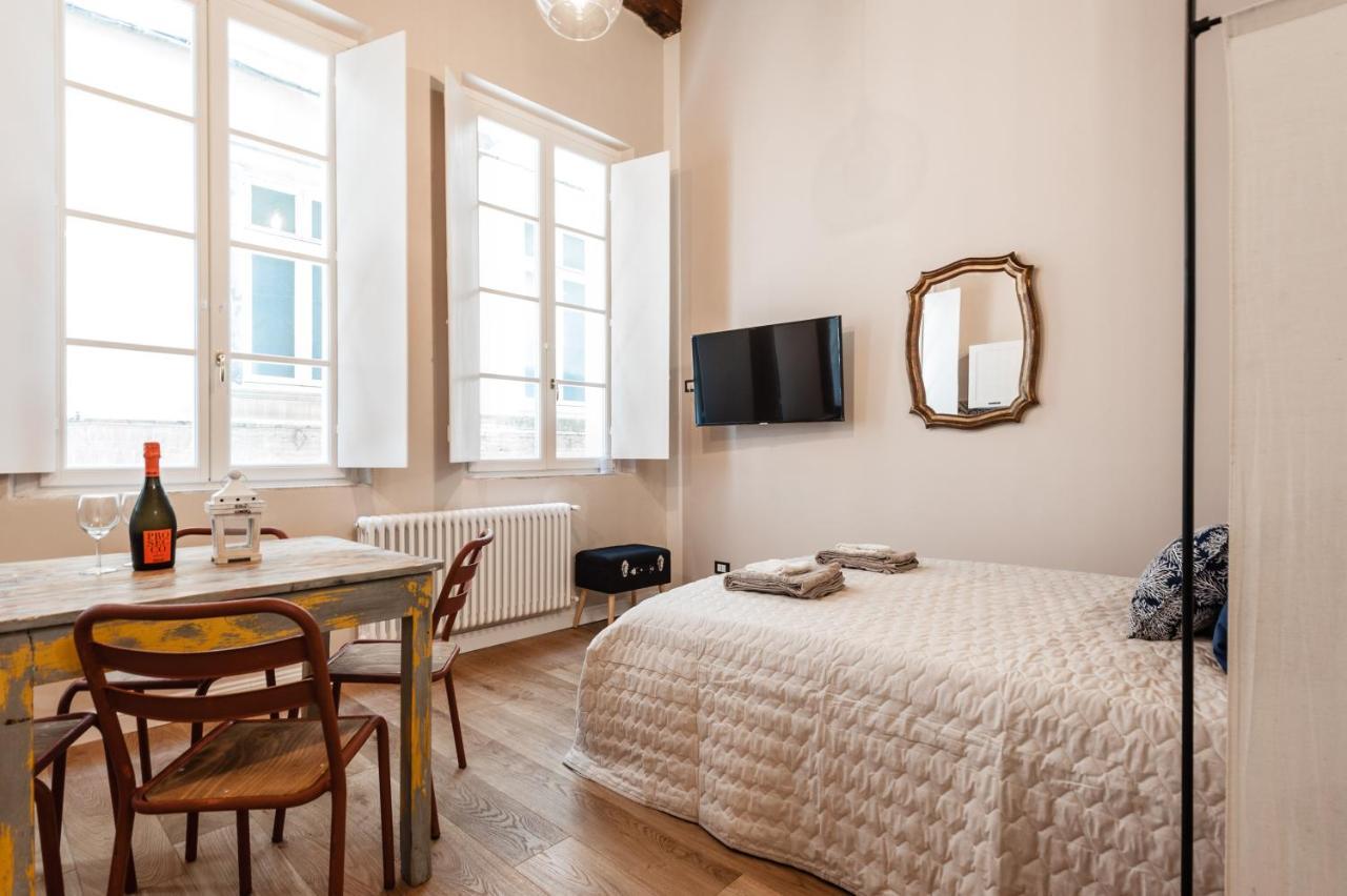 La Conchiglia Apartment ลุคคา ภายนอก รูปภาพ