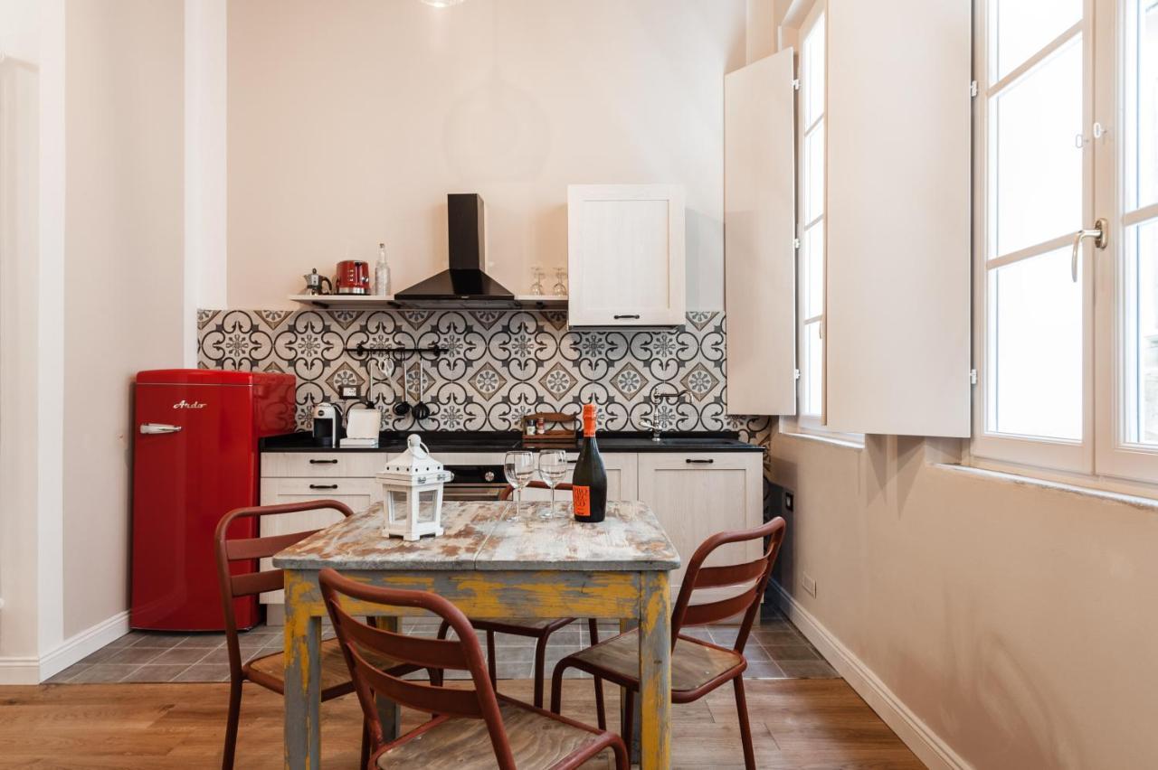 La Conchiglia Apartment ลุคคา ภายนอก รูปภาพ